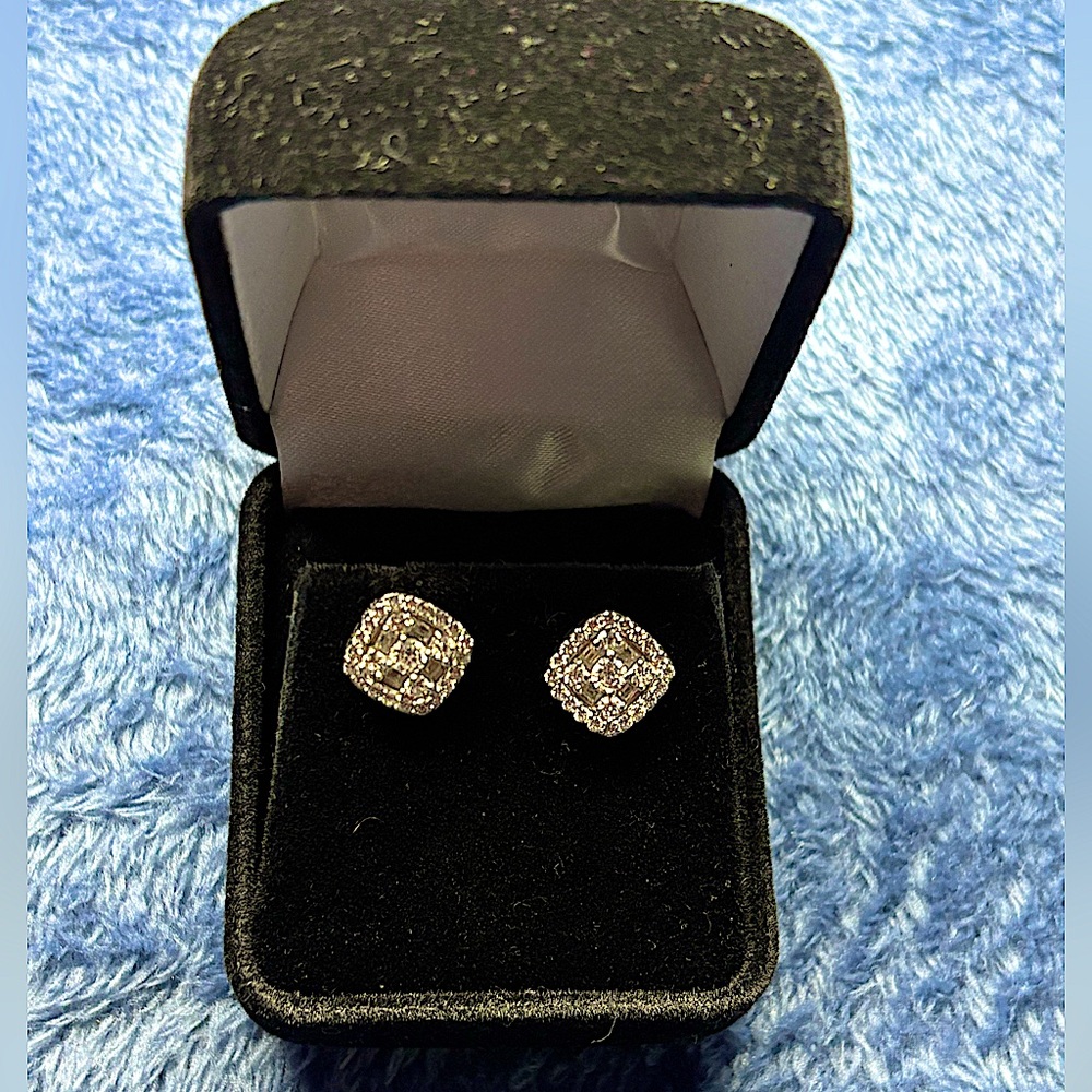 Diamond Supply Co. Sparkling Silver and Gold Earrings